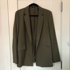 Olive theory lined blazer